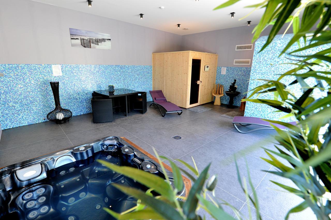 Logis- Hotel Spa Restaurant L'Epicurial Saint-Pey-de-Castets Bagian luar foto