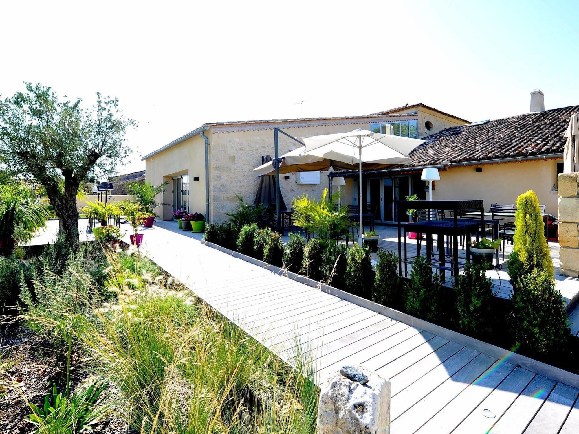 Logis- Hotel Spa Restaurant L'Epicurial Saint-Pey-de-Castets Bagian luar foto