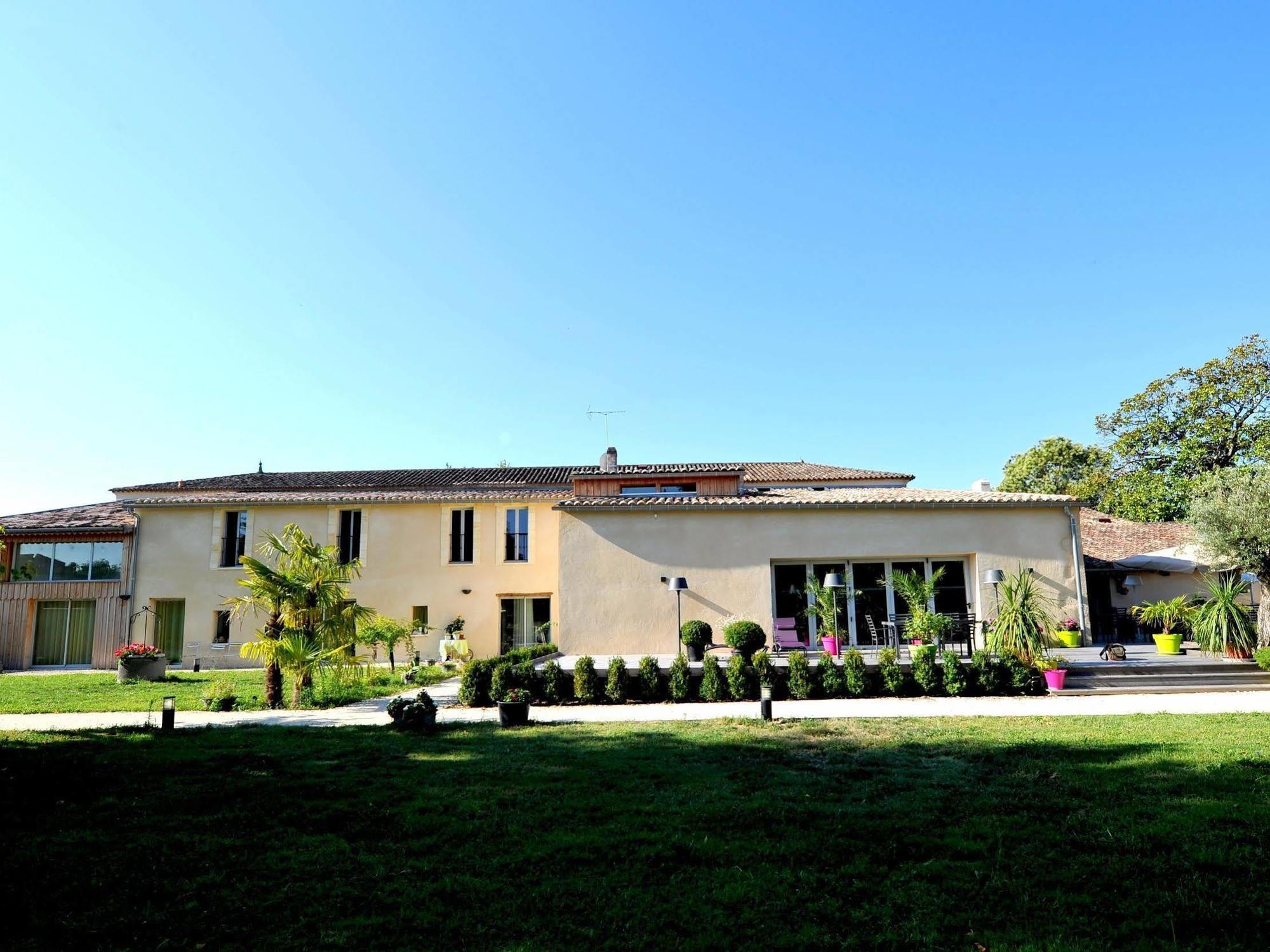 Logis- Hotel Spa Restaurant L'Epicurial Saint-Pey-de-Castets Bagian luar foto