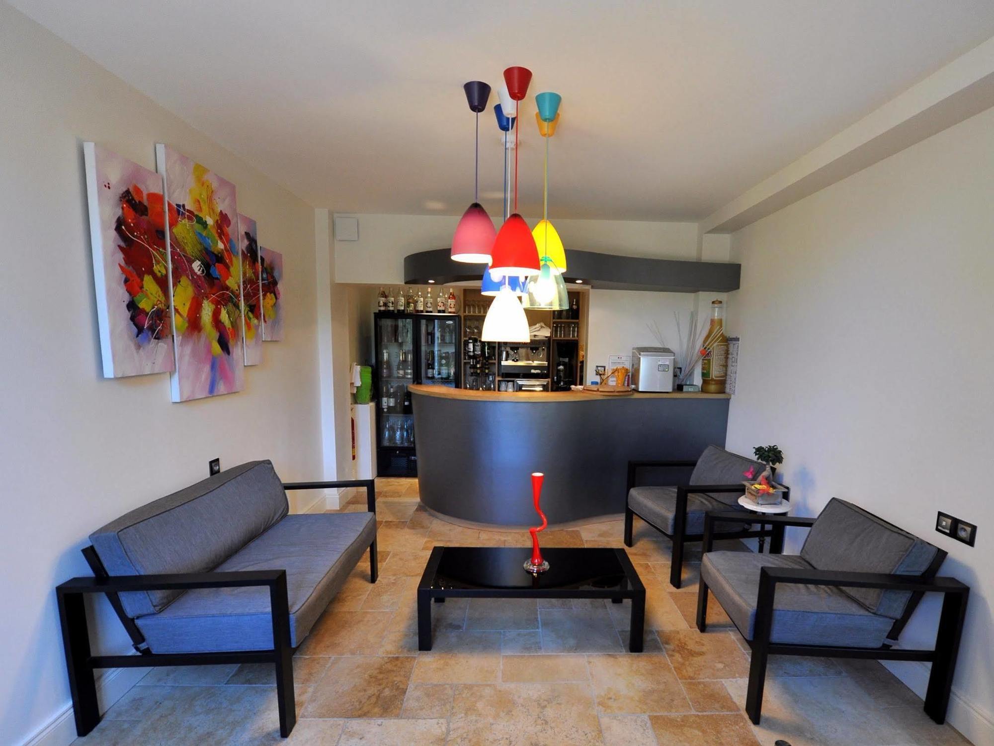 Logis- Hotel Spa Restaurant L'Epicurial Saint-Pey-de-Castets Bagian luar foto