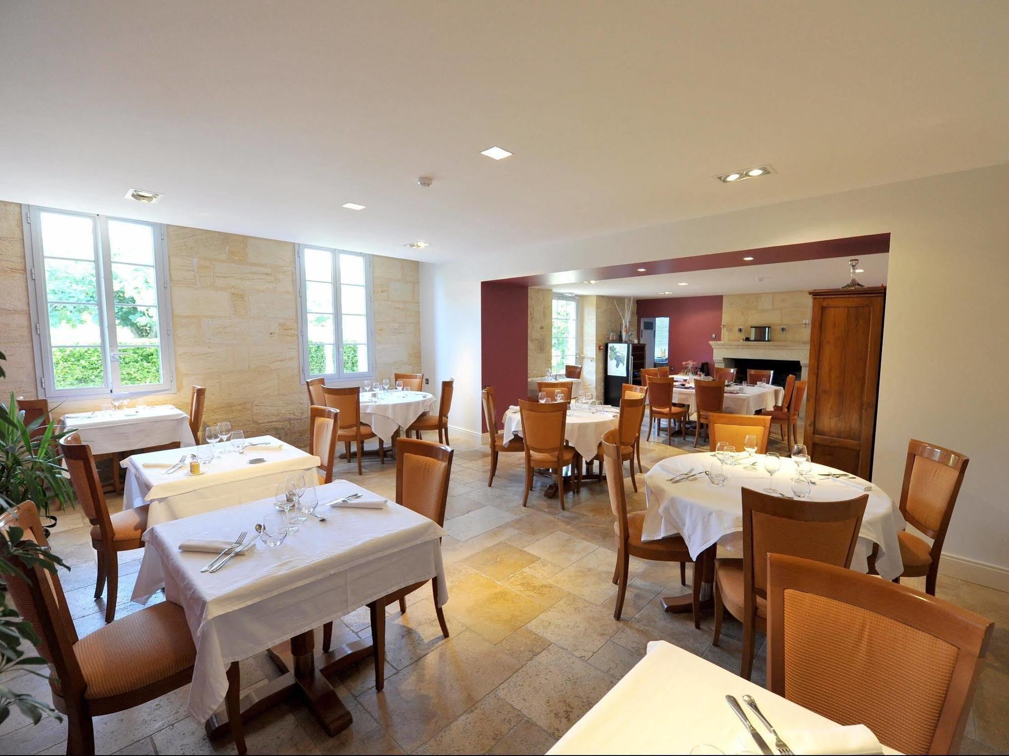 Logis- Hotel Spa Restaurant L'Epicurial Saint-Pey-de-Castets Bagian luar foto
